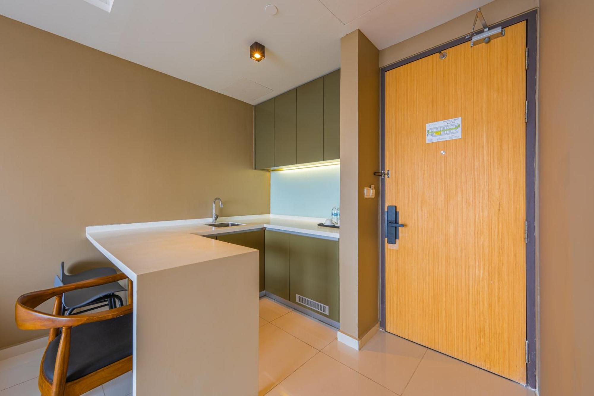 Greystone 99 Suites Малакка Экстерьер фото