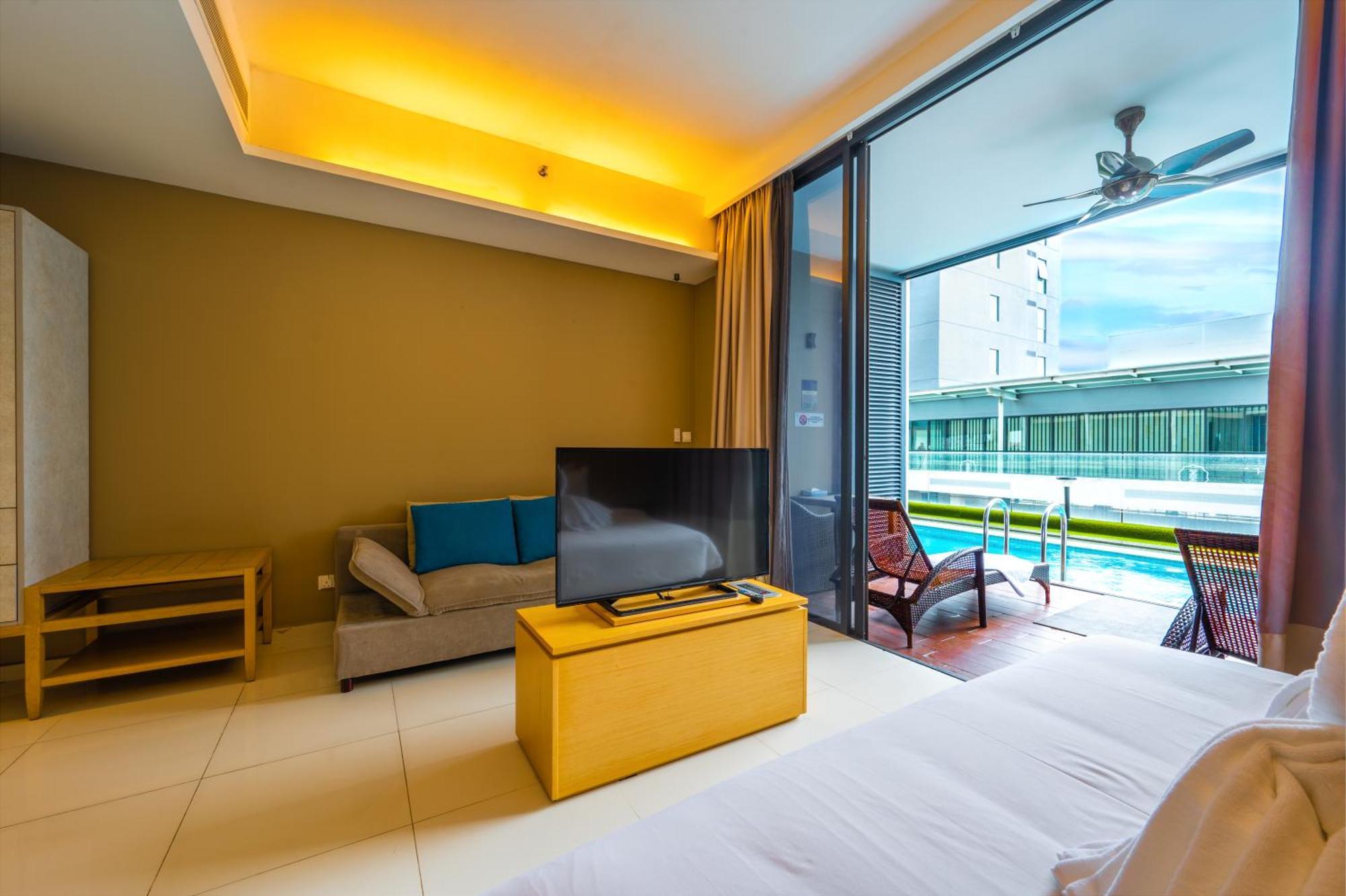 Greystone 99 Suites Малакка Экстерьер фото